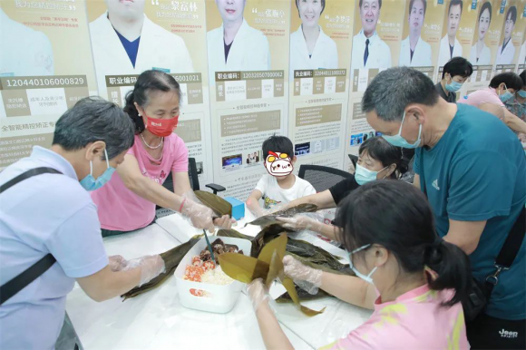 家医家庭医生口腔带您粽享健康好牙美pg电子中国网站端午粽情暖人心间中(图2)
